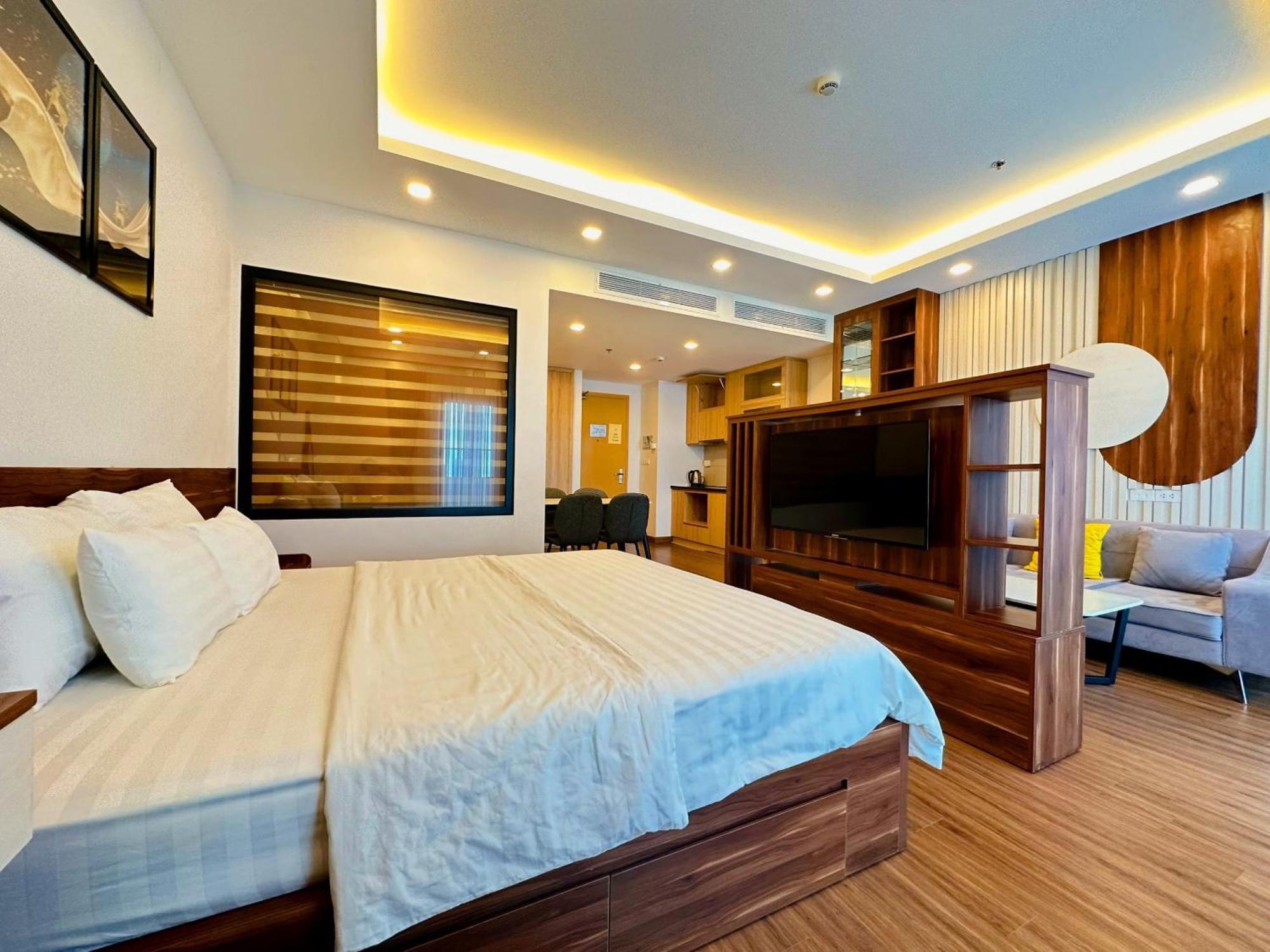 Flc Sea Tower Codotel Куинён Экстерьер фото
